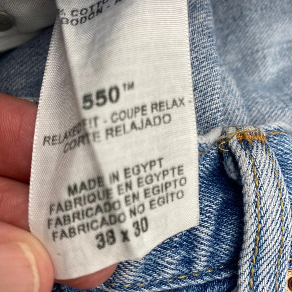 Levis 550 Relaxed Fit Jeans Mens 38x30 Light Wash Blue Denim Tapered Leg Classic
